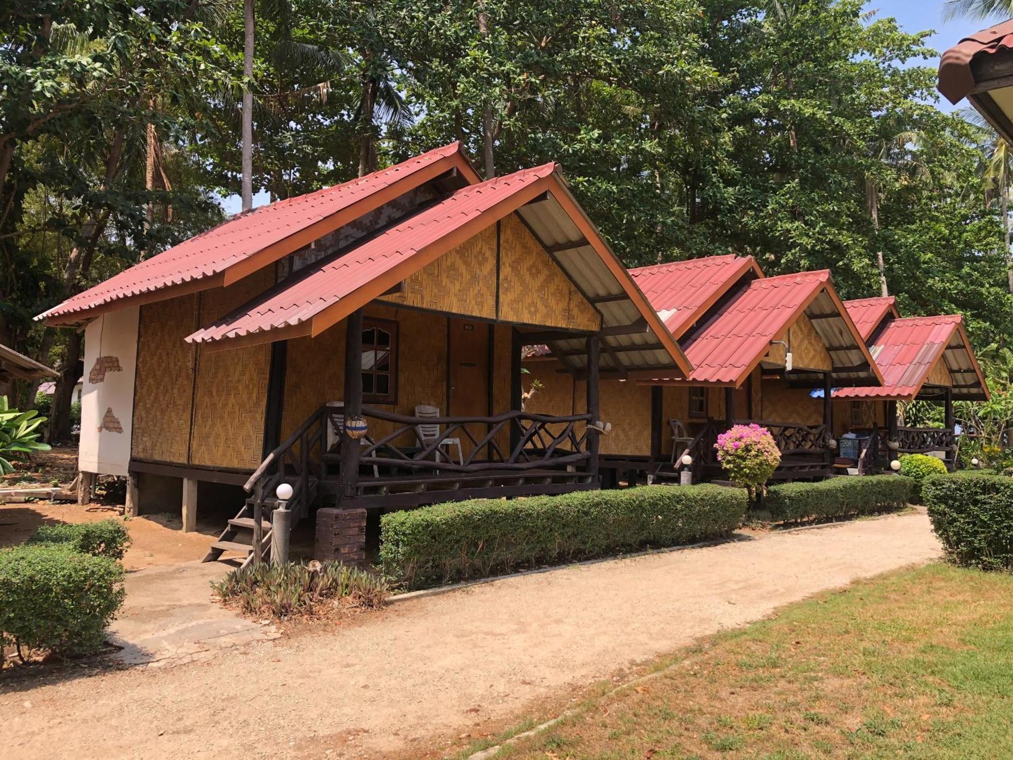 Moonwalk Lanta Resort Ko Lanta Exterior foto