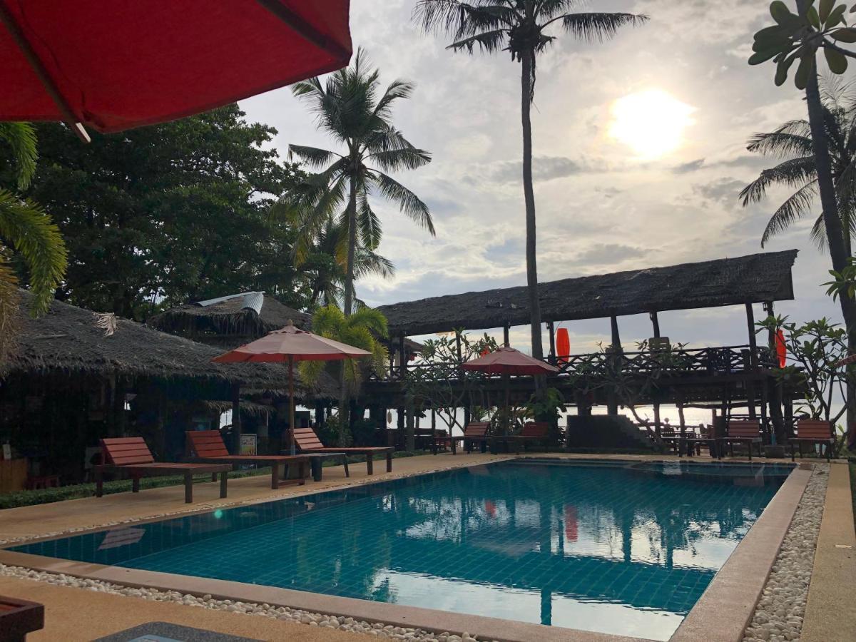 Moonwalk Lanta Resort Ko Lanta Exterior foto